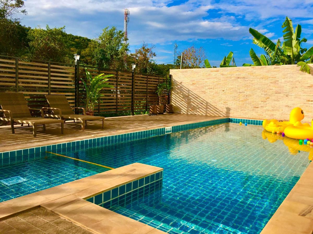 Отель Koh Larn Riviera Экстерьер фото