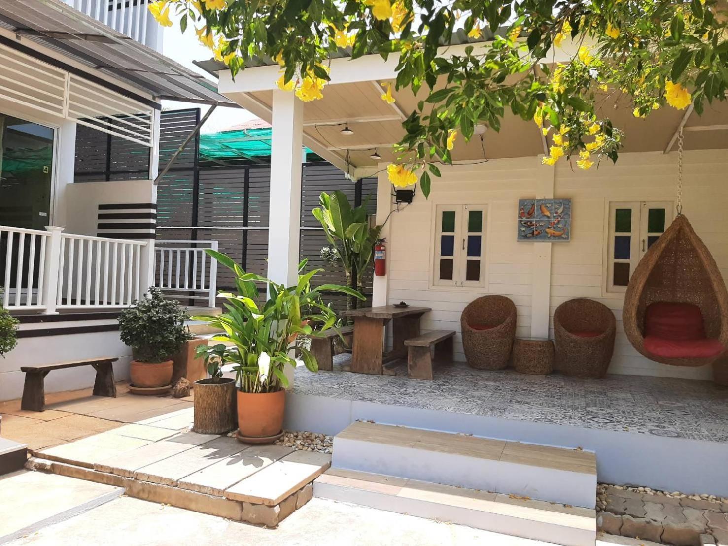 Отель Koh Larn Riviera Экстерьер фото