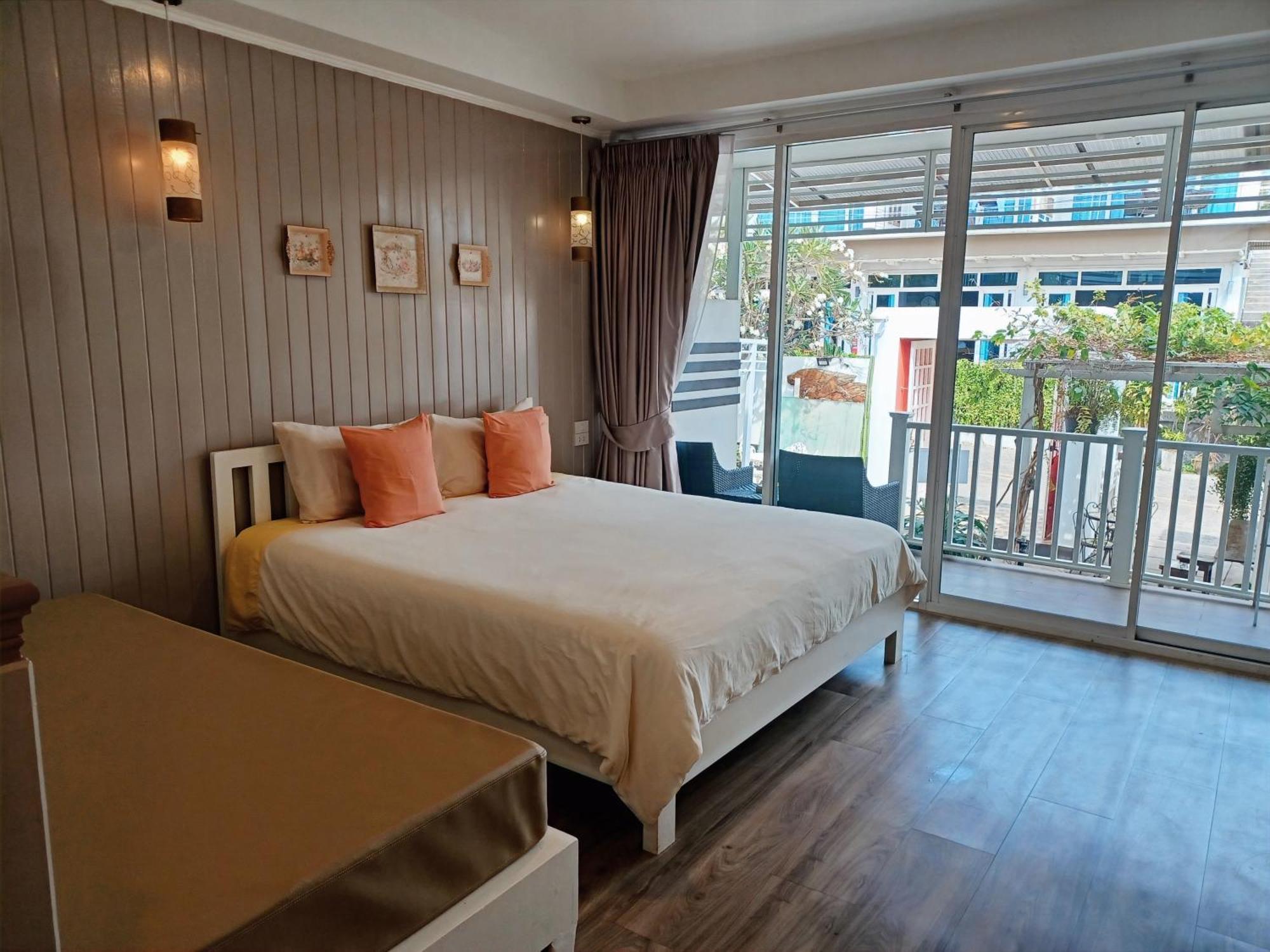 Отель Koh Larn Riviera Экстерьер фото