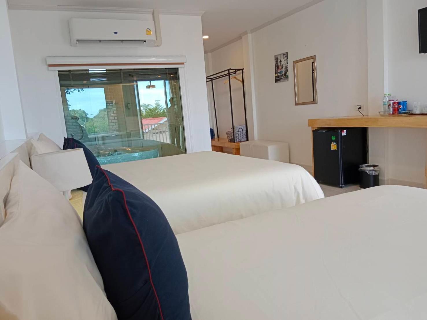 Отель Koh Larn Riviera Экстерьер фото