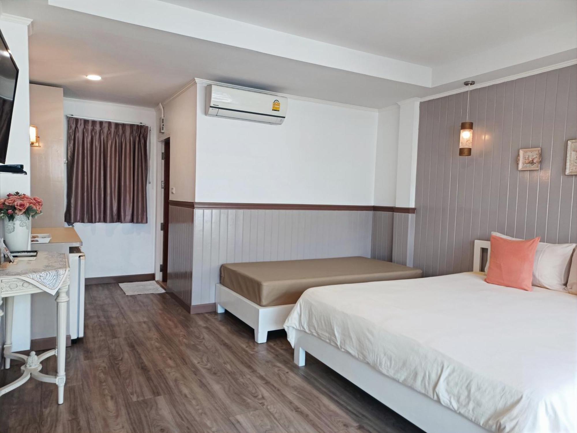 Отель Koh Larn Riviera Экстерьер фото
